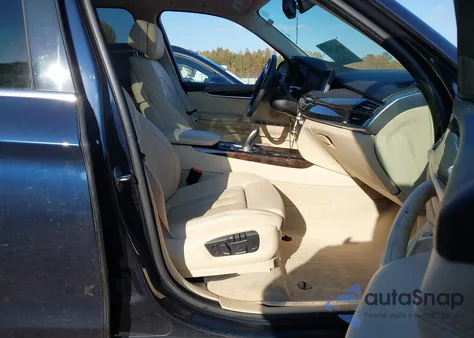 2015 BMW X5 xDrive35I z USA, uszkodzony, nr VIN 5UXKR0C59F0P11130